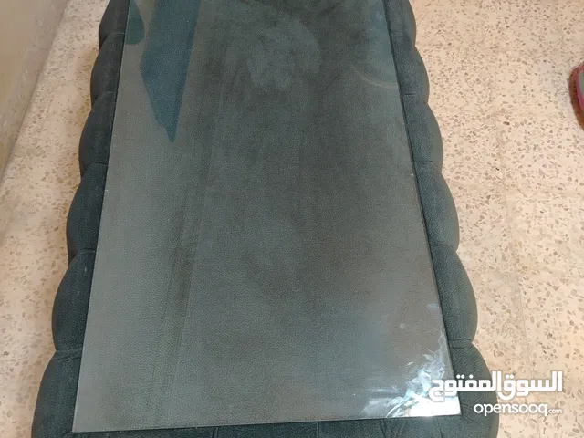 طاولة وسط خشب زان تفصيل قماش طول 100 عرض 60 وجه سوكريت حالة ممتازة