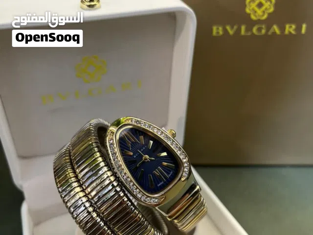 تصميم مستوحى من فخامة دار الأزياء الإيطالية Bvlgari  ساعة تجمع بين الجرأة الإيطالية والرقي الكلاسيك