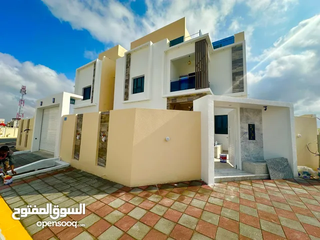 407 m2 More than 6 bedrooms Villa for Sale in Muscat Al Maabilah