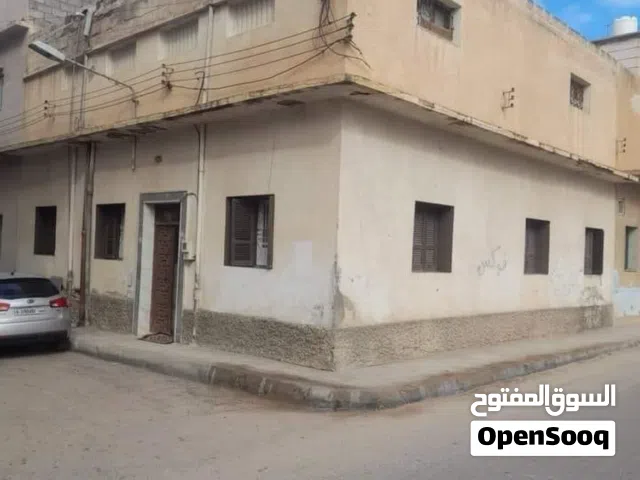 حوش للبيع في هضبة البطاطا  يجي استتثمار واجهتين سعر غير قابل للنقاش 800الف