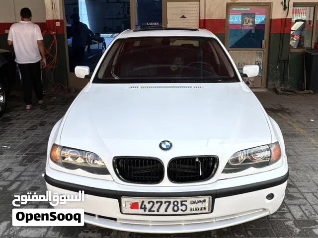BMW 3 Series 318i - 2004 with 1 year passing insurance