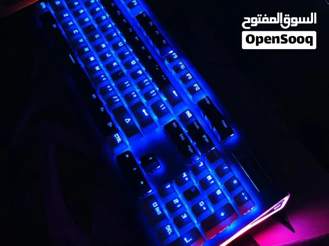 كيبورد ميكانيكي عدد مفاتيح 100% من ماركة sades اتصال سلكي حالة ممتازة