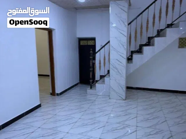 للايجار شقه حديثه في حي الرضى خلف كليه الكنوز