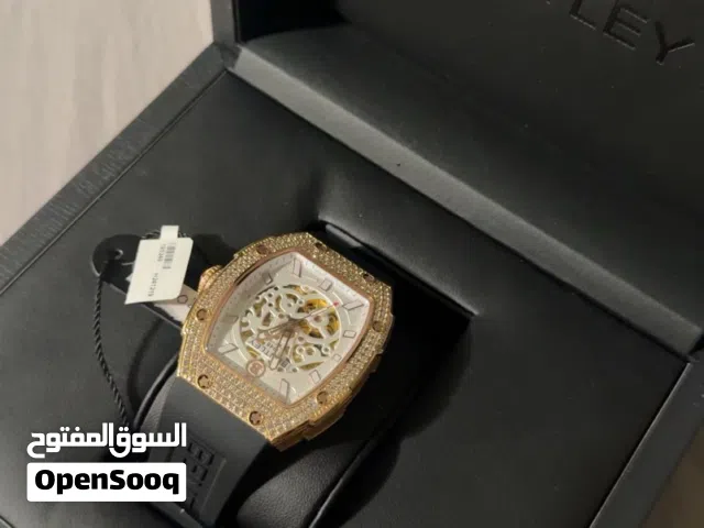 Bentleyساعة