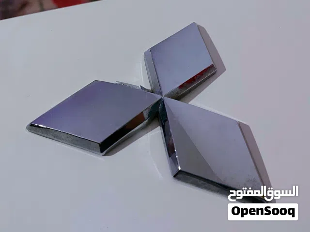 شعار لوغو ميتسوبيشي حجم كبير اصلي بحالة ممتازة large orginal Mitsubishi logo for sale
