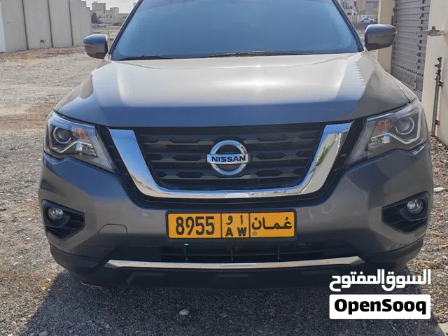 Used Nissan Pathfinder in Muscat