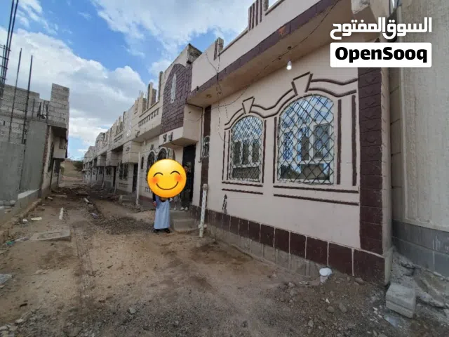 66 m2 3 Bedrooms Townhouse for Sale in Sana'a Ar Rawdah