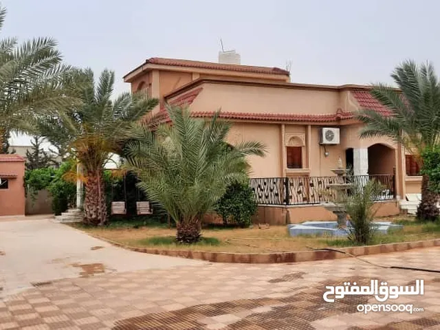 250 m2 3 Bedrooms Villa for Sale in Qasr Al-Akhiar Other