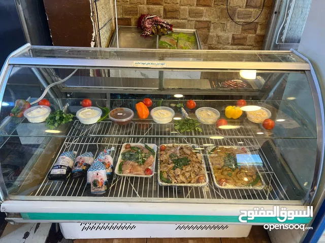 معدات مطعم للبيع بسعر حرق يرجى قراءة الاعلان جيدا