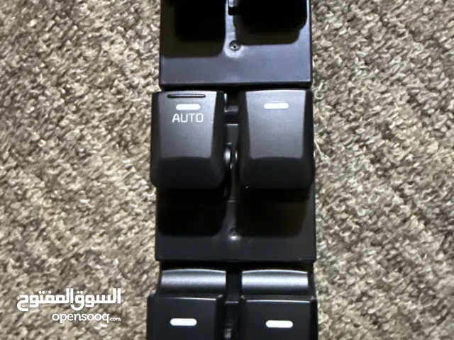 لوحه تحكم باب السائق