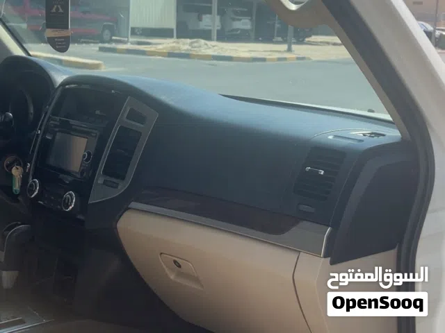 2019 Mitsubishi Pajero GLS