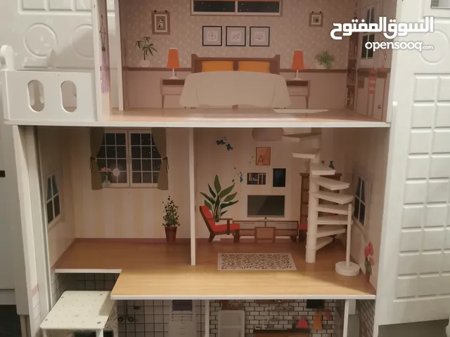 بيت باربي Barbie House