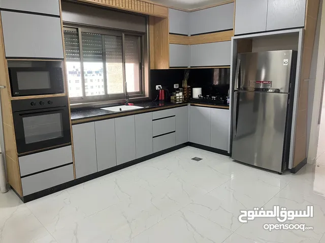 136 m2 3 Bedrooms Apartments for Sale in Ramallah and Al-Bireh Ein Musbah