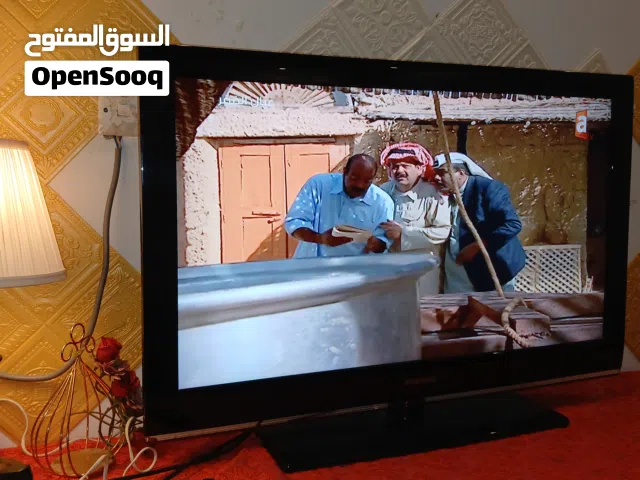 تلفزيون للبيع شبه جديد