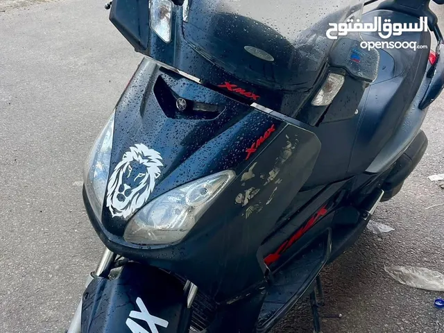 Yamaha Xmax 300cc