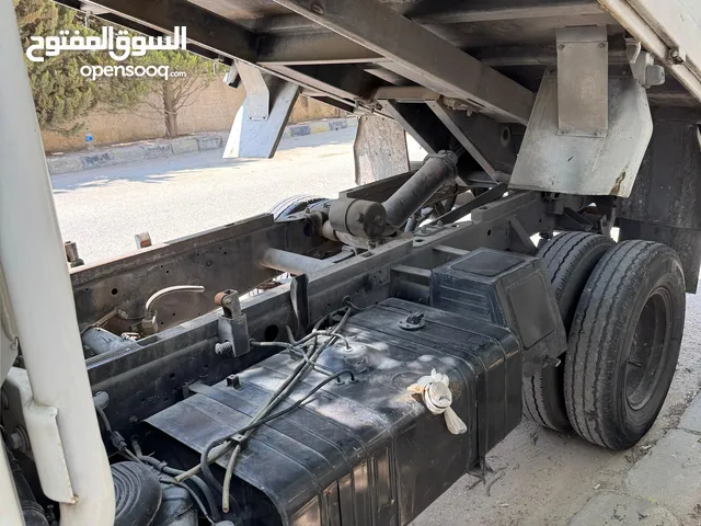 دايهاتسو موديل 2009اصلي بلاده فحص كامل بككسات وقير وماتور مرخص فحص كامل وممشى وقليل بالصلاه ع نبي شغ