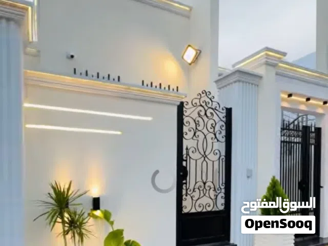 فيلات ارضيه للبيع عين زاره بلقرب من جزيرة الساعه زويته مول تشطيب حديث MODERN