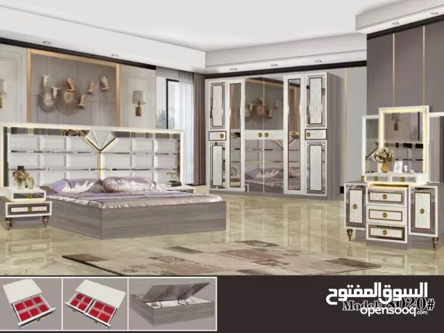 نحن نبيع جميع أنواع المراتب الجديدة، والسرير، والخزانة، وطاولة الزينة، ومجموعة غرفة النوم، والأريكة،