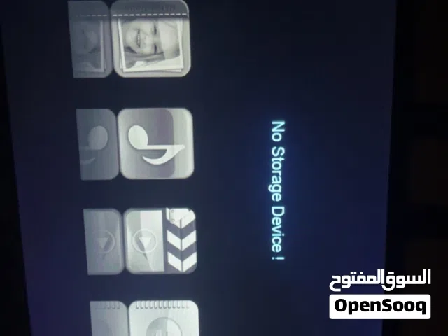 شاشه استخدام فقط اسبوعين جديده ولاكن بدون ريموت