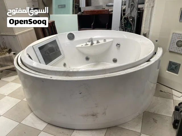 جاكوزي صناعه ايطاليه بحاله ممتازه