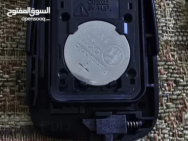 مفتاح تويوتا كامري اصلي جديد جديد وارد الوكاله