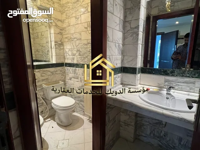 255m2 4 Bedrooms Apartments for Rent in Amman Deir Ghbar