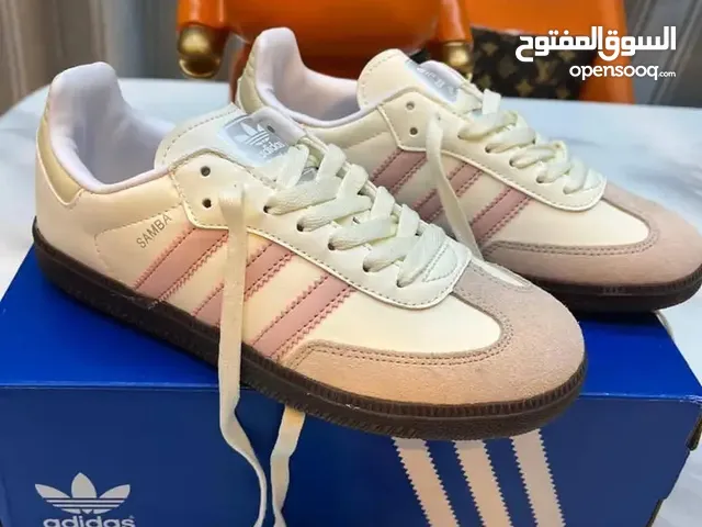 36 Casual Shoes in Abu Dhabi