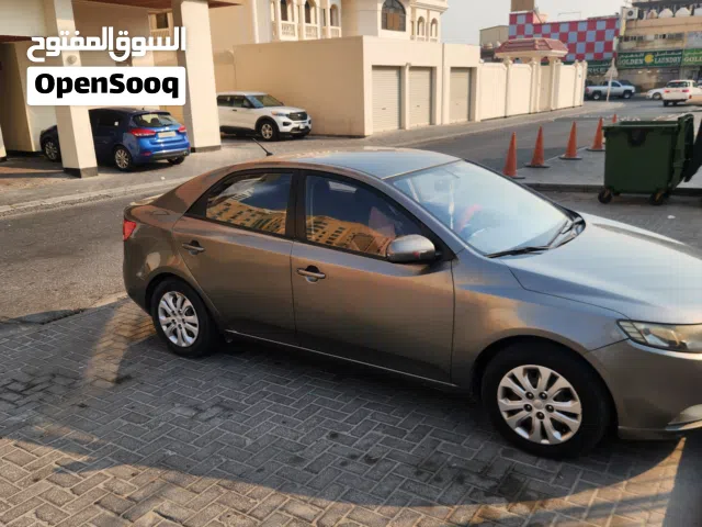 للبيع كيا سيراتوا 2012