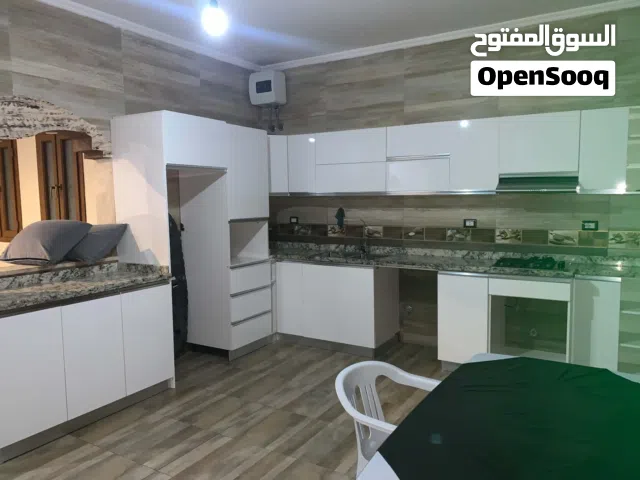 منزل للايجار في زويته مول بجانب مدرسة القدس
