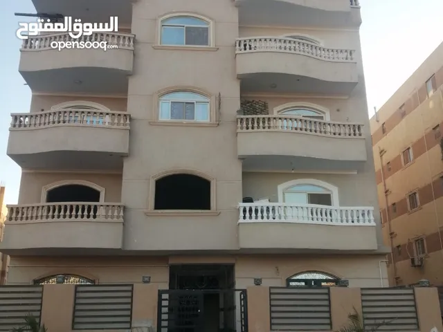175 m2 3 Bedrooms Apartments for Sale in Giza 6th of October