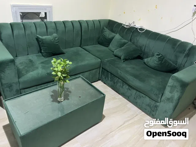 غرفة نوم مع جلسة