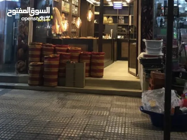 محل تجاري فارغ بخلو