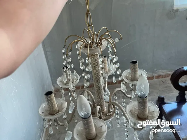 ثريه حجم وسط للبيع مستعمل