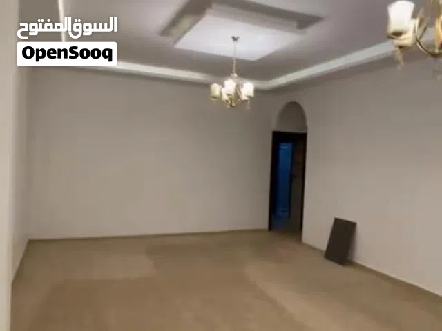 فيلا كبيرة للايجار الخدمى فى بن عاشور