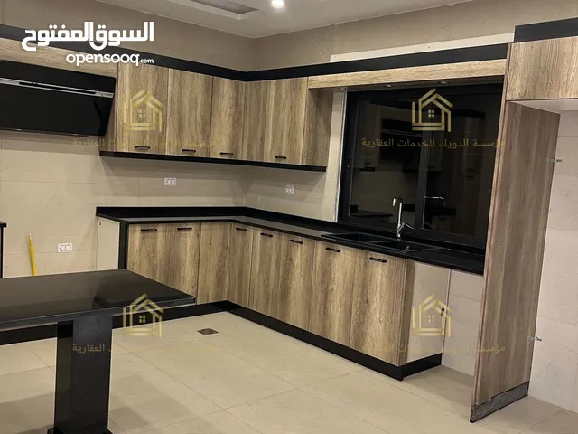 شقة فاخرة جديدة لم تسكن بتشطيبات عالية الجودة 4نوم