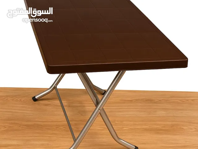 طاولة سفرة بحالة الجديد للبيع المستعجل بسعر مغري