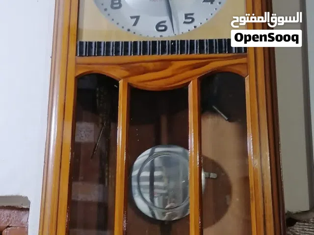 مطلوب مطلوب ساعه جدارية العنده