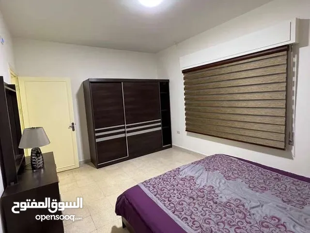 شقة مفروشة للايجار مرج الحمام دوار البكري طابق ارضي مساحة 115م