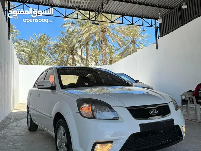 Kia Rio 2011 in Tripoli