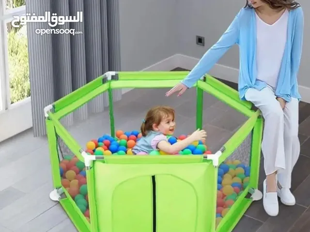 ساحة لعب الأطفال