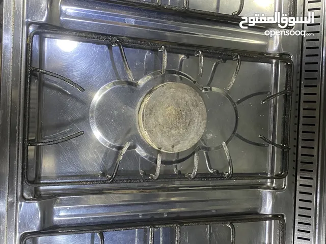 Universal Ovens in Zarqa