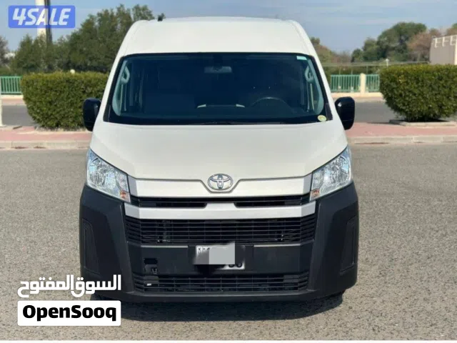 Used Toyota Hiace in Farwaniya