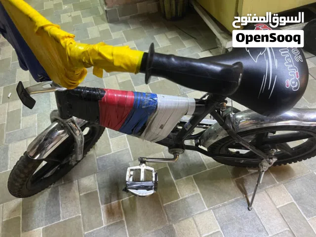 البيع قاري نضيف