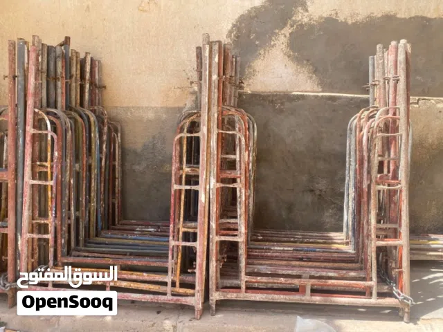 50 مربع سقالة كاملة تونسية محلية مكان قرجي / السعر المربع ع مائتين وتسعون دينار