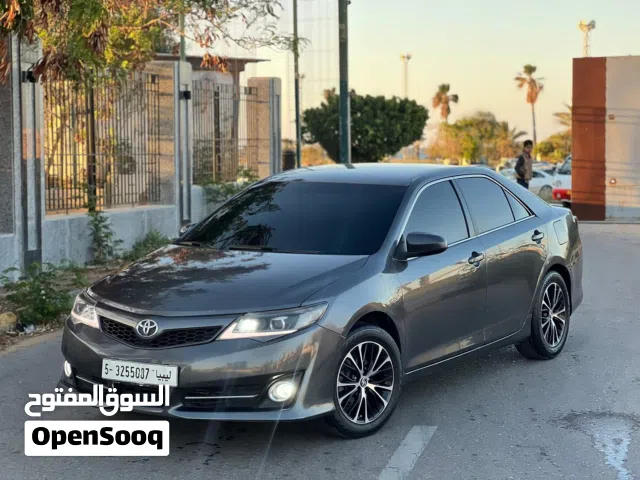 2014 تويوتا كامري GLX