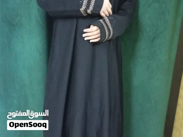 12 عبايات مستعمله
