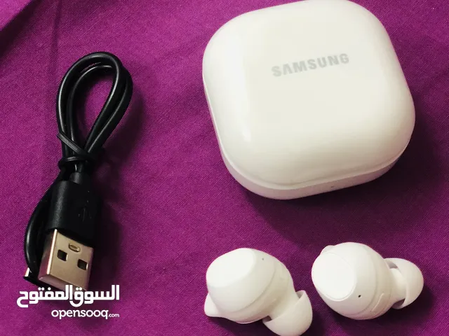 Samsung earbuds for sale FE سماعة سامسونج للبيع ممتاز