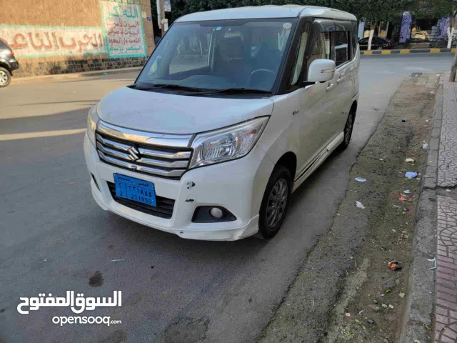 للبيع باص سوزوكي سوليو  هايبرد 2016 جير اوتماتيك بصمة طاوات كروم