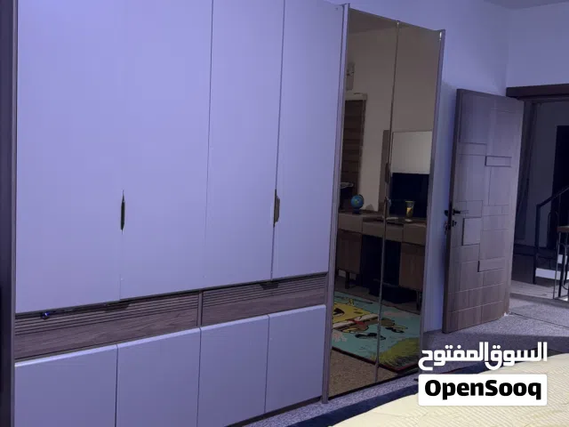 غرفة نوم نفرين نظيفه بدون ضرر
