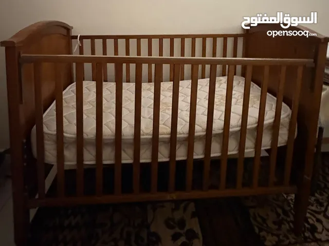 سرير أطفال